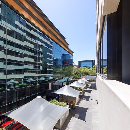 Oaks Melbourne St Kilda Road Hotel Exterior photo