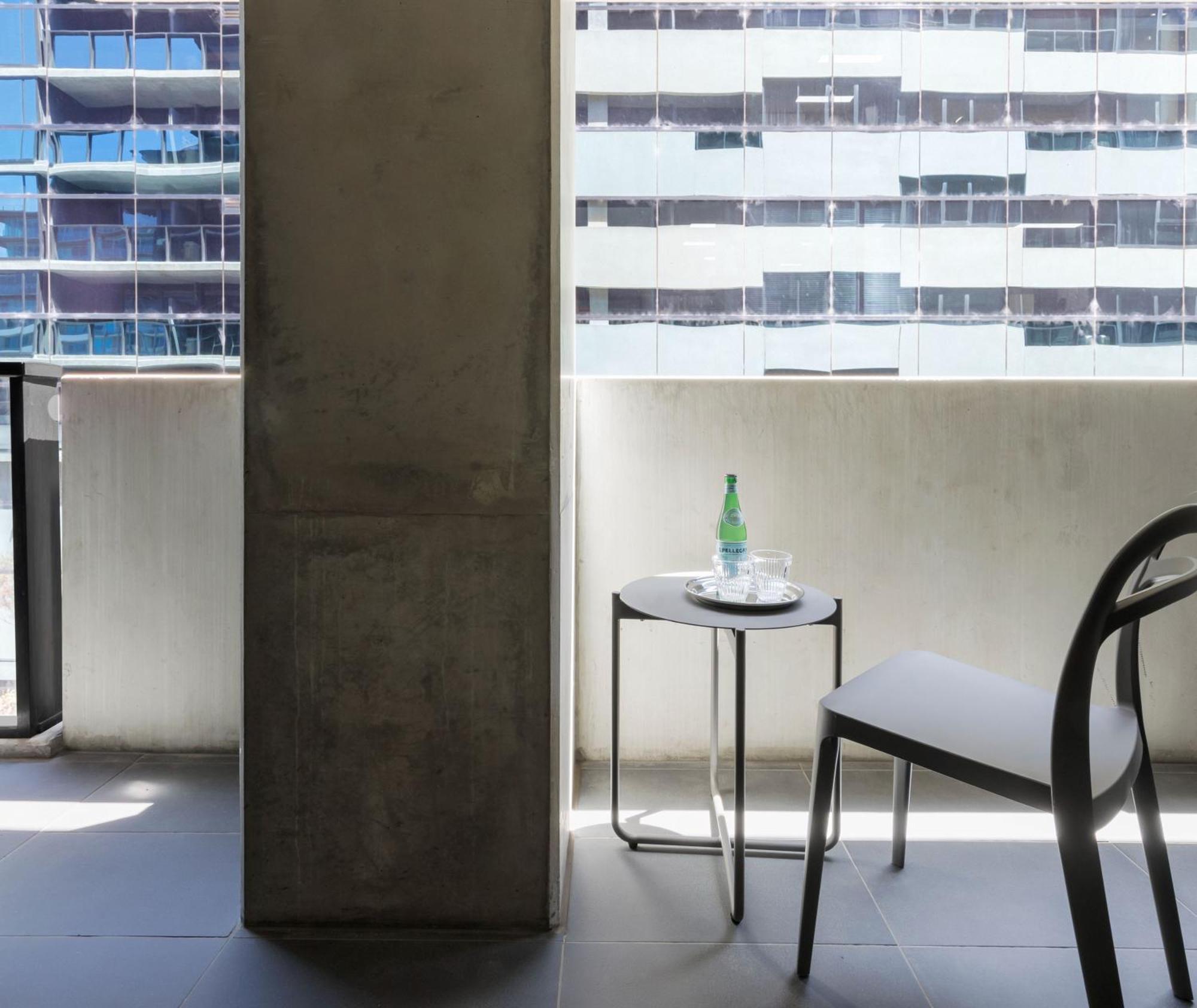 Oaks Melbourne St Kilda Road Hotel Exterior photo