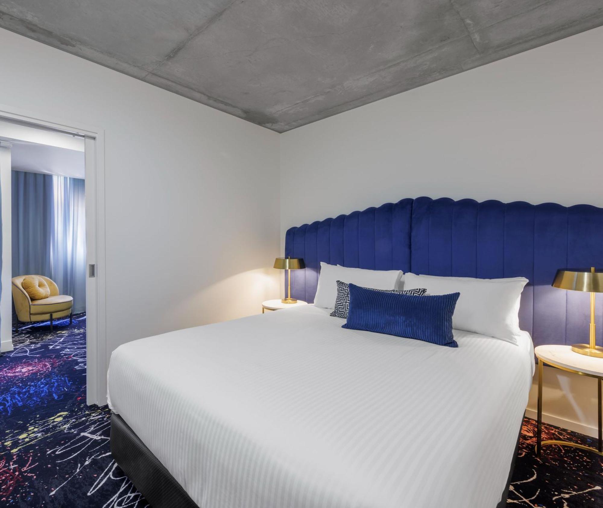 Oaks Melbourne St Kilda Road Hotel Exterior photo